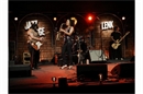 Eine mitreissende Show mit viel Blues-, Soul- und Funk bot Vanessa Collier mit i...