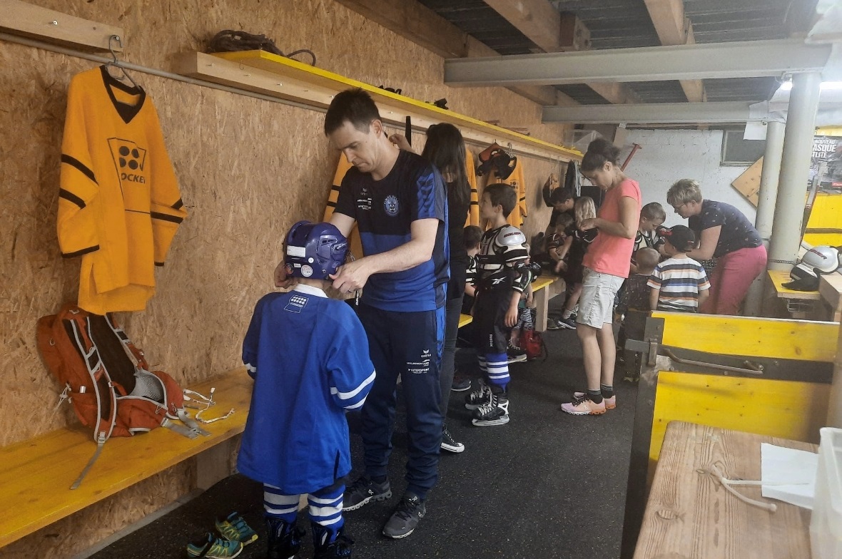 Eishockey auch im Sommer.