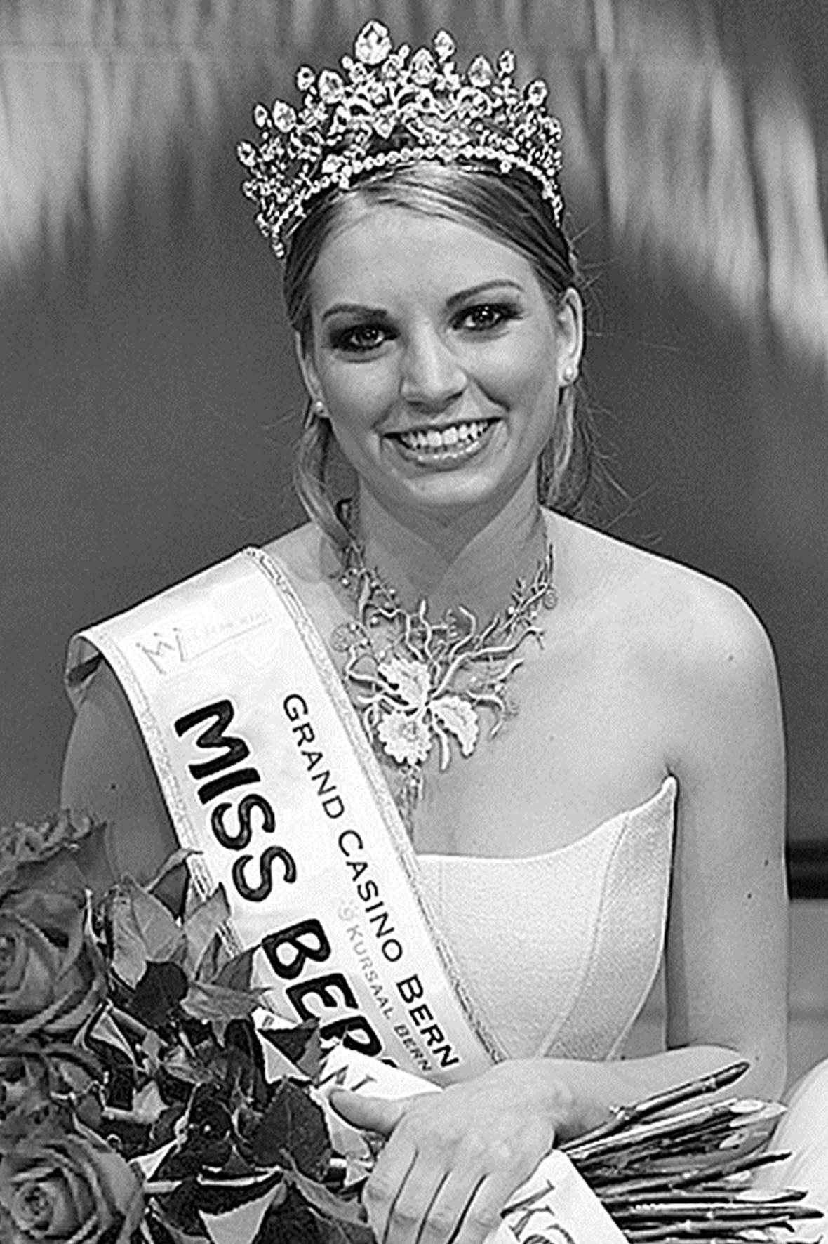 Emilie Lindblom frisch gekrönt zur neuen Miss Bern.