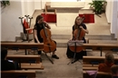 Emma Warmelink und Yunah Prost beide Violoncello am Studierenden Konzert in der ...