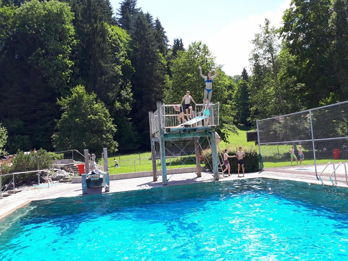 Endlich, Der Sprung vom Turm ins kühle Nass!