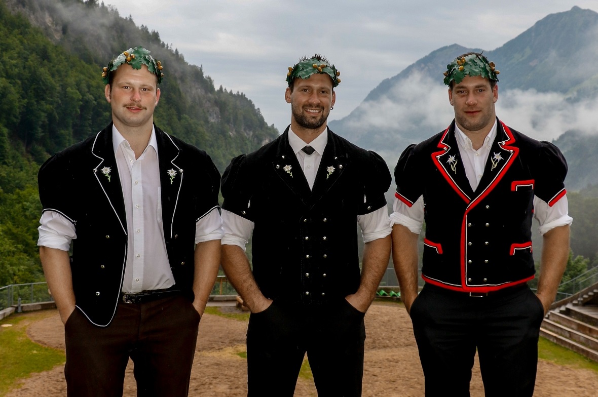 Erfolgreiche Diemtigtaler: Adrian Klossner, Kilian Wenger sowie Ruedi Roschi.