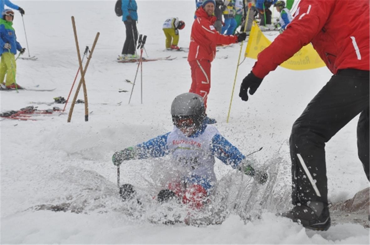 Erfrischung beim Poolrace.