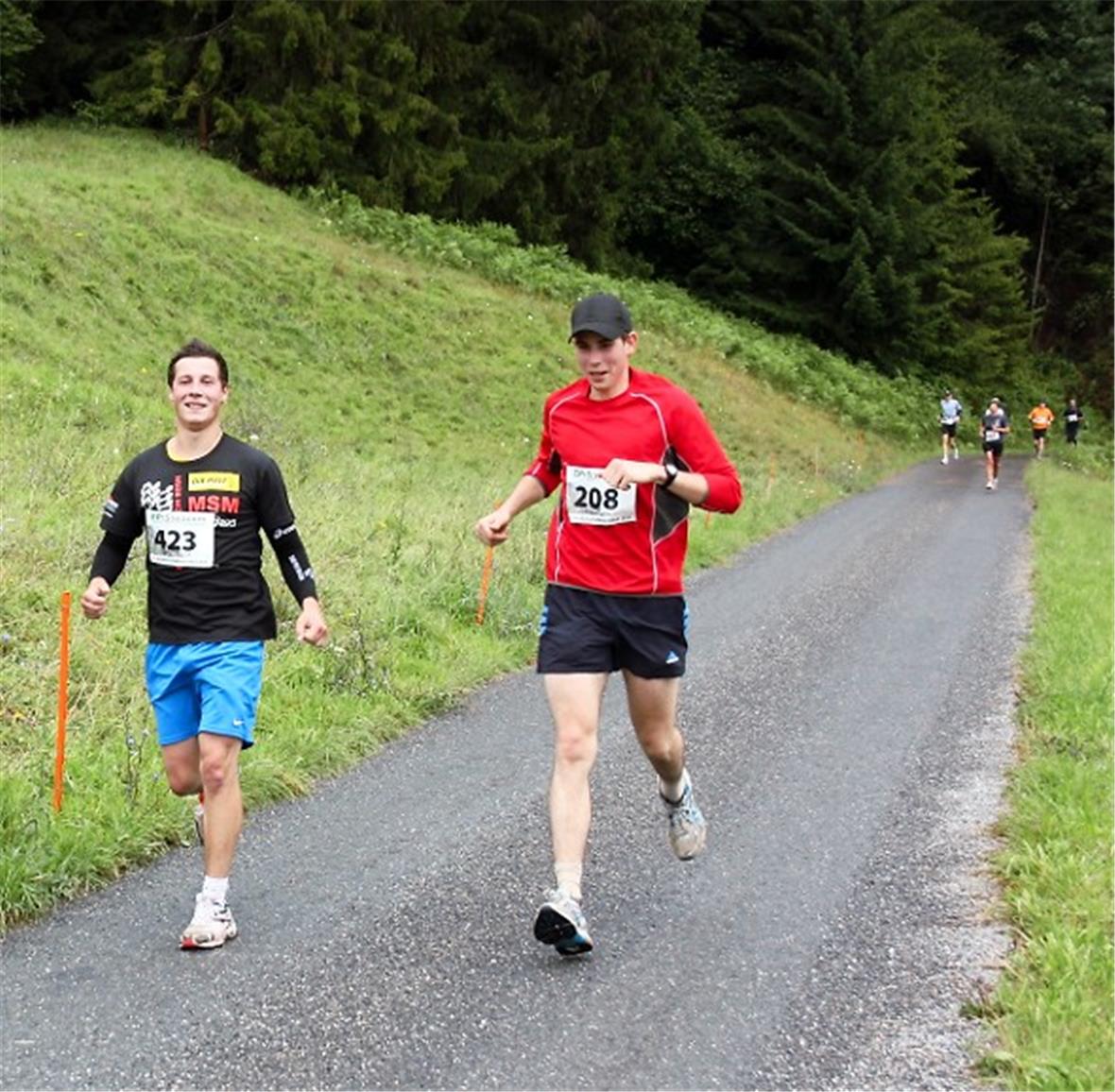 Erich Bieri (423) und Lorenz Theilkäs (208) aus Weissenburg auf heimischen Terrain.