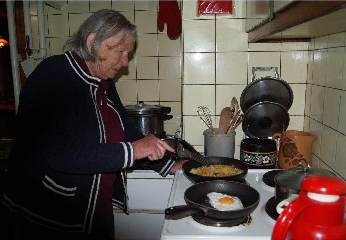 Erna Erb: 58 strenge Jahre am Kochherd.