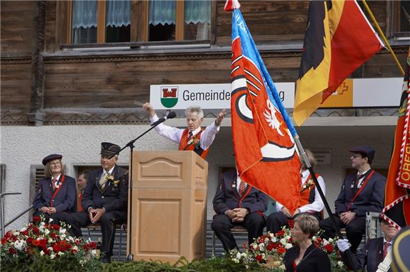 Ernst Meinen dirigierte den Gesamtchor im Marsch «Fest der Musik».