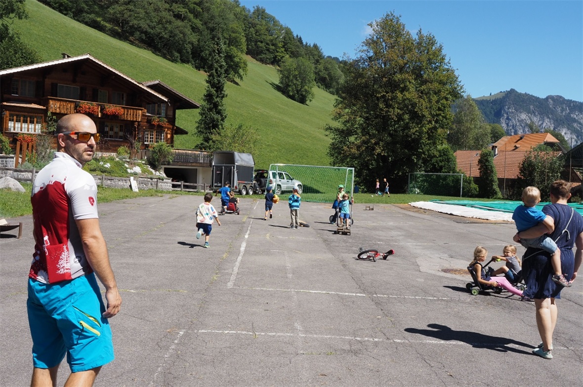 Eröffnung Spielplatz Diemtighuus