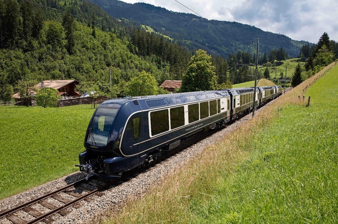 Es geht los! Ab dem 11. Dezember 2022 wird der GoldenPass Express täglich zwischen Montreux und Interlaken ohne Umsteigen fahren.