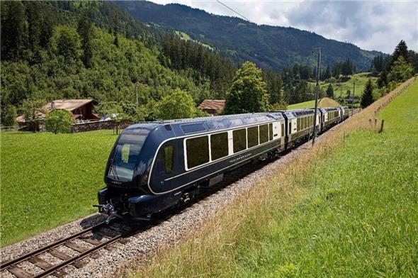 Es geht los! Ab dem 11. Dezember 2022 wird der GoldenPass Express täglich zwischen Montreux und Interlaken ohne Umsteigen fahren.