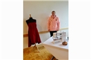 Eveline Guggisberg und das fast-wasserdichte Konf-Kleid.