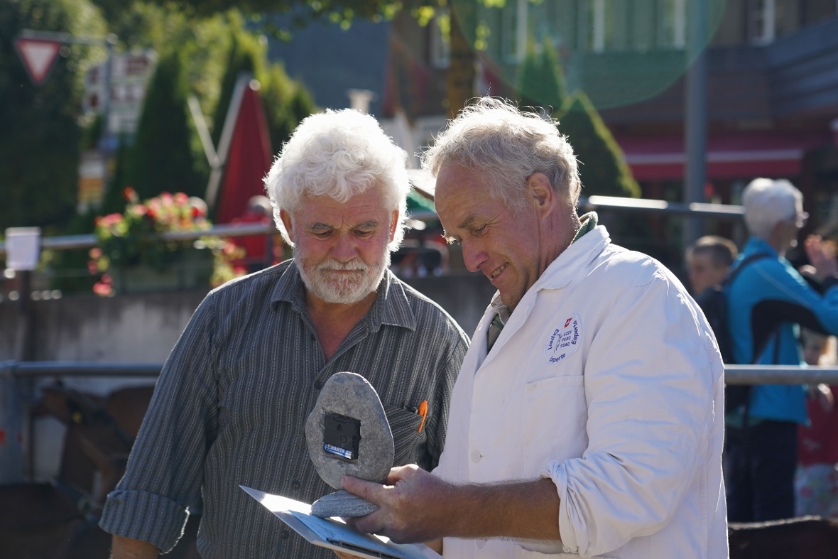 Experte Oswald Bärtschi (rechts) wurde von Ueli Perren für zwölf Jahre Expertent...