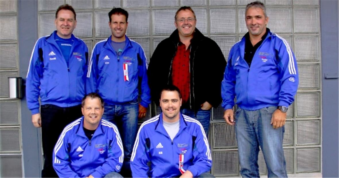 FSG St. Stephan: oben: M. Zahler, Chr. Krebs, U. Moor(Coach), H. Röstiunten: M. Burri, R. Zumbrunnen.