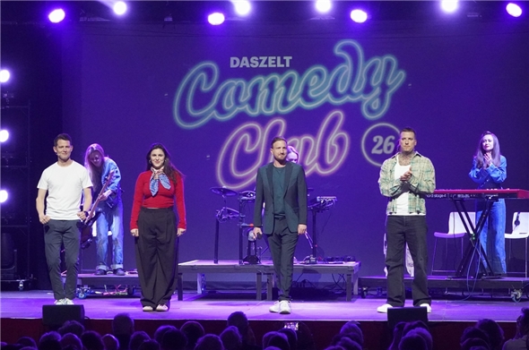 Fabian Unteregger, Julia Steiner, Stefan Büsser und Fabio Landert beim Comedy-Club in Das Zelt am  11. Februar 2026.