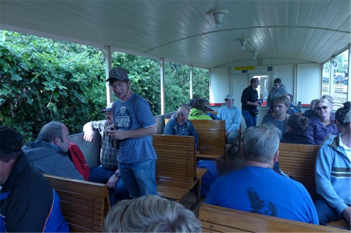 Fahrt im offenen Bahnwagen nach Heiden