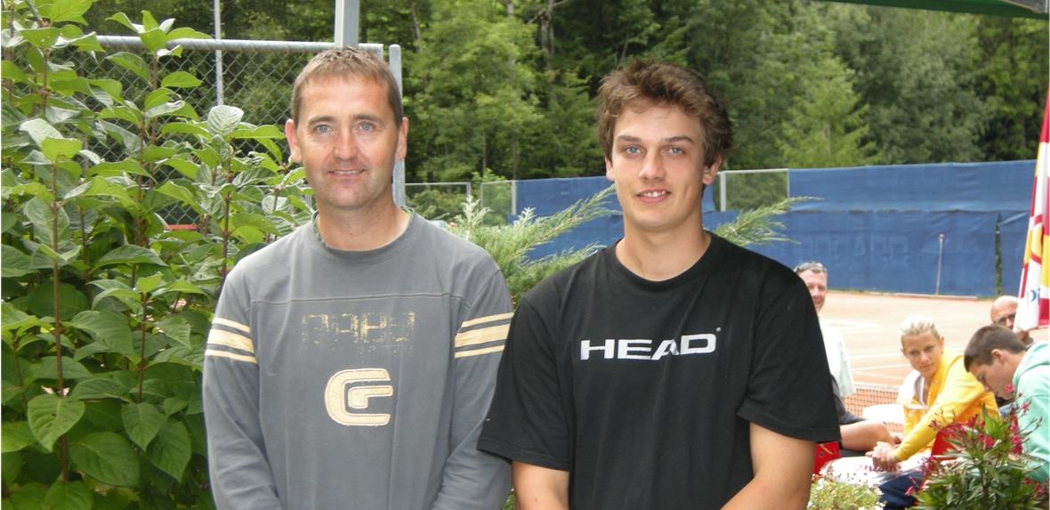 Finalist Marc Aellen und Clubmeister Nick Reichenbach.