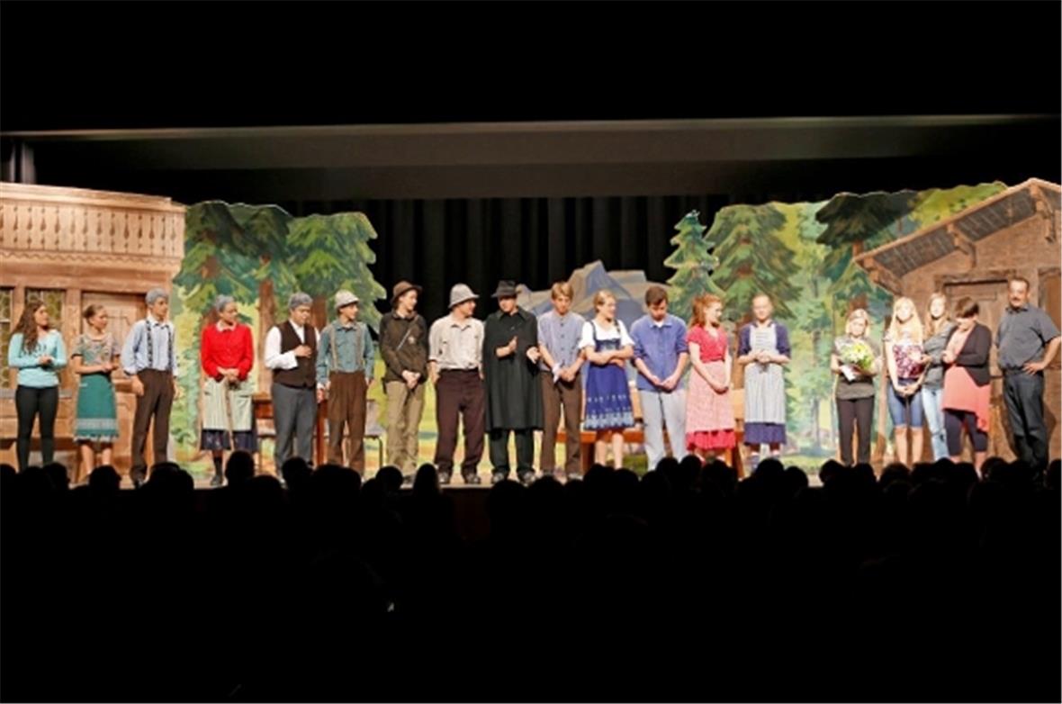 Fiona Iseli, Franziska Trachsel, Philipp Rösti, Olivia Rösti, Mike Wälti, Jonas ...