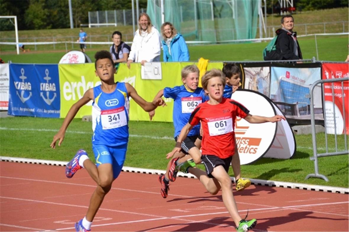 Fionn Bauer mit Startnummer 61 wird Zweiter beim Swiss Athletic Sprint Finale.