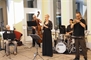 «Fogosch» mit hochrhythmischer Klezmermusik und melancholischen Liebesliedern auf der Panoramaterrasse des Hotels Lenkerhof.