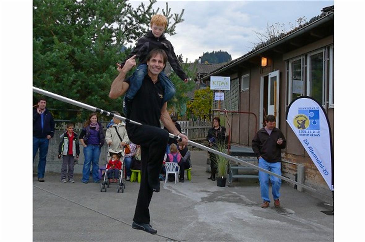 Freddy Nock zeigte nur selten – für Fotos der Eltern – sein Können. Er lehrte di...