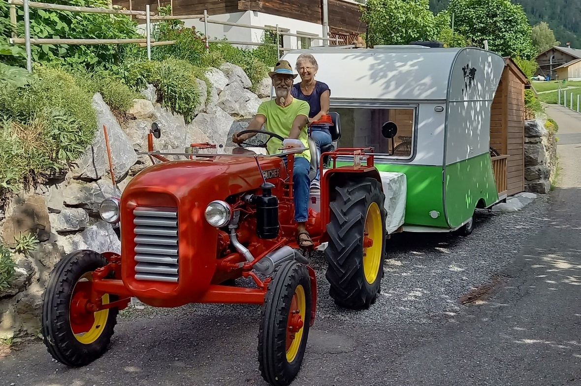 Fredy und Esther Krauer aus Blankenburg unternehmen mit ihrem ungewöhnlichen Ges...