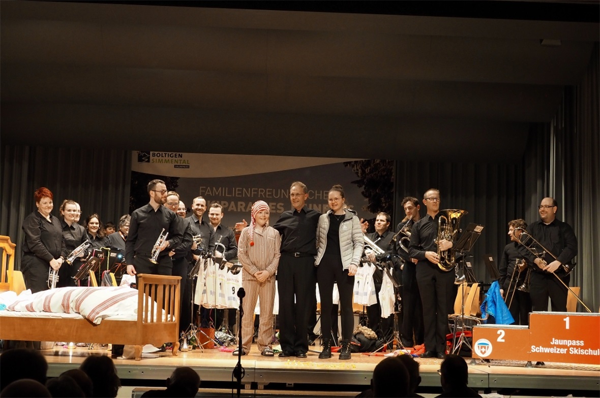 Freude und Erleichterung über den geglückten Auftritt beim Konzert: Dirigent Mar...