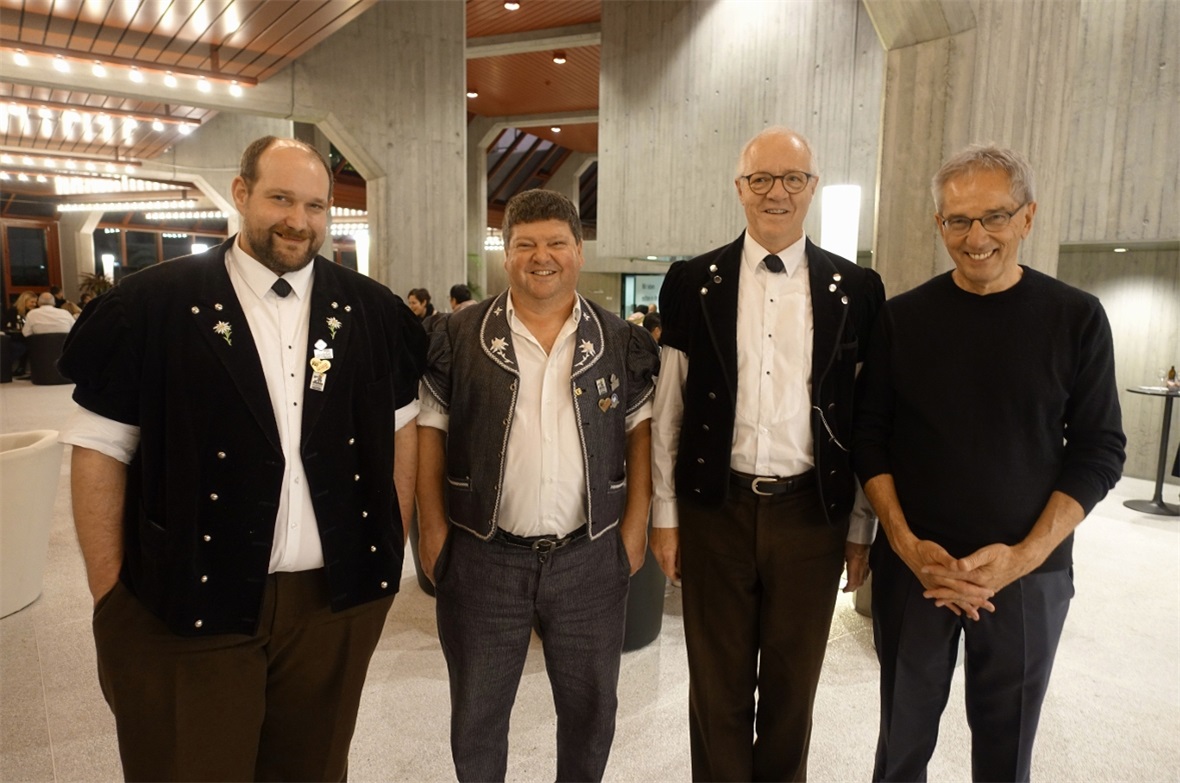 Freuten sich im KK Thun gemeinsam über den Erfolg der «Jodel meets Classic»-Tournee: Markus Bühler, Buba Bertschy, Peter Künzi sowie Emil Wallimann.