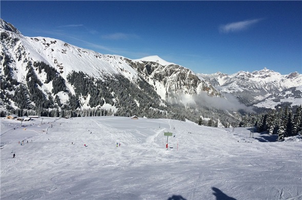 Früher Winterbeginn mit genügend Schnee und prachtvollem Winterwetter.