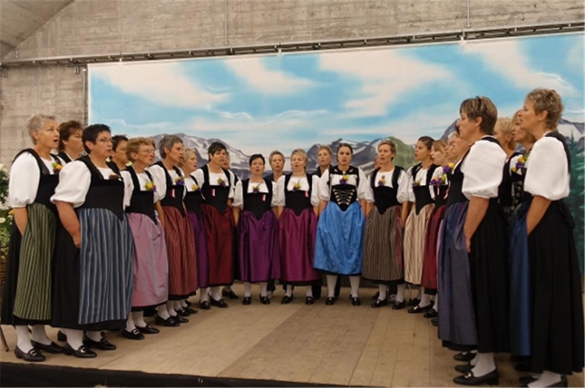 Fürs Auge und fürs Ohr: der Auftritt der Frauenjodlergruppe Echo vom Flösch.