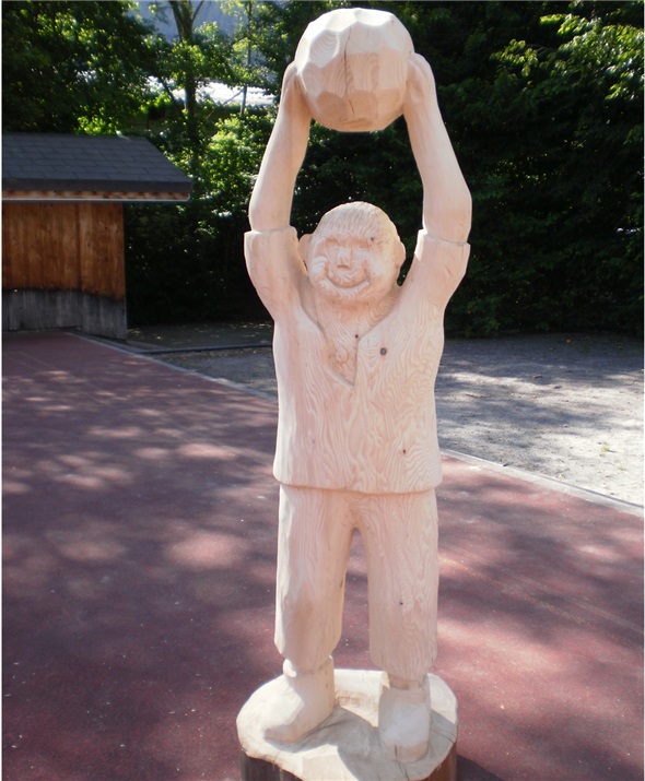 Fussballer von Hansueli Knöri gefertigt.