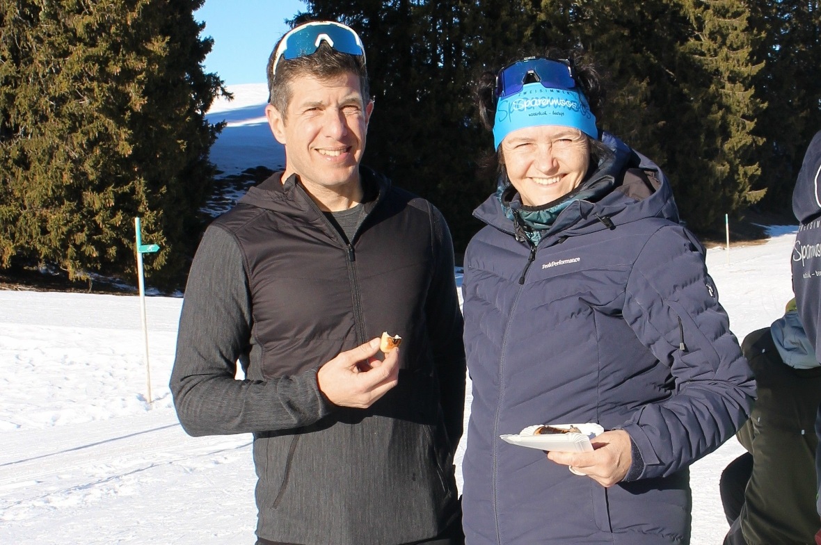 GST Direktor Flurin Riedi mit GST Vorstandmitglied Sonja Kurth, die den Schnupperkurs und Apéro Verpflegung vorzüglich organisiert hat.