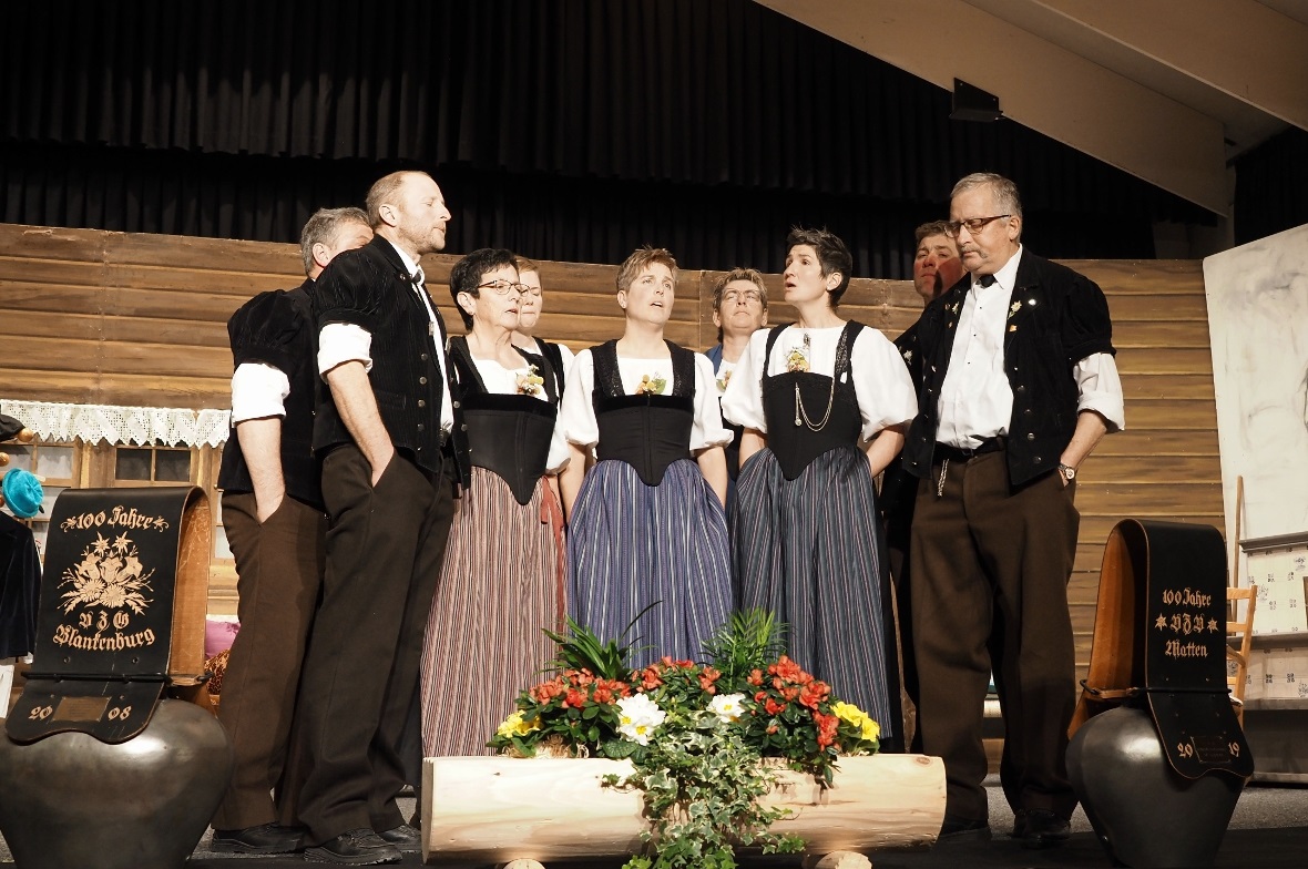 Gastformation Jodlergruppe Simmenfall aus der Lenk.