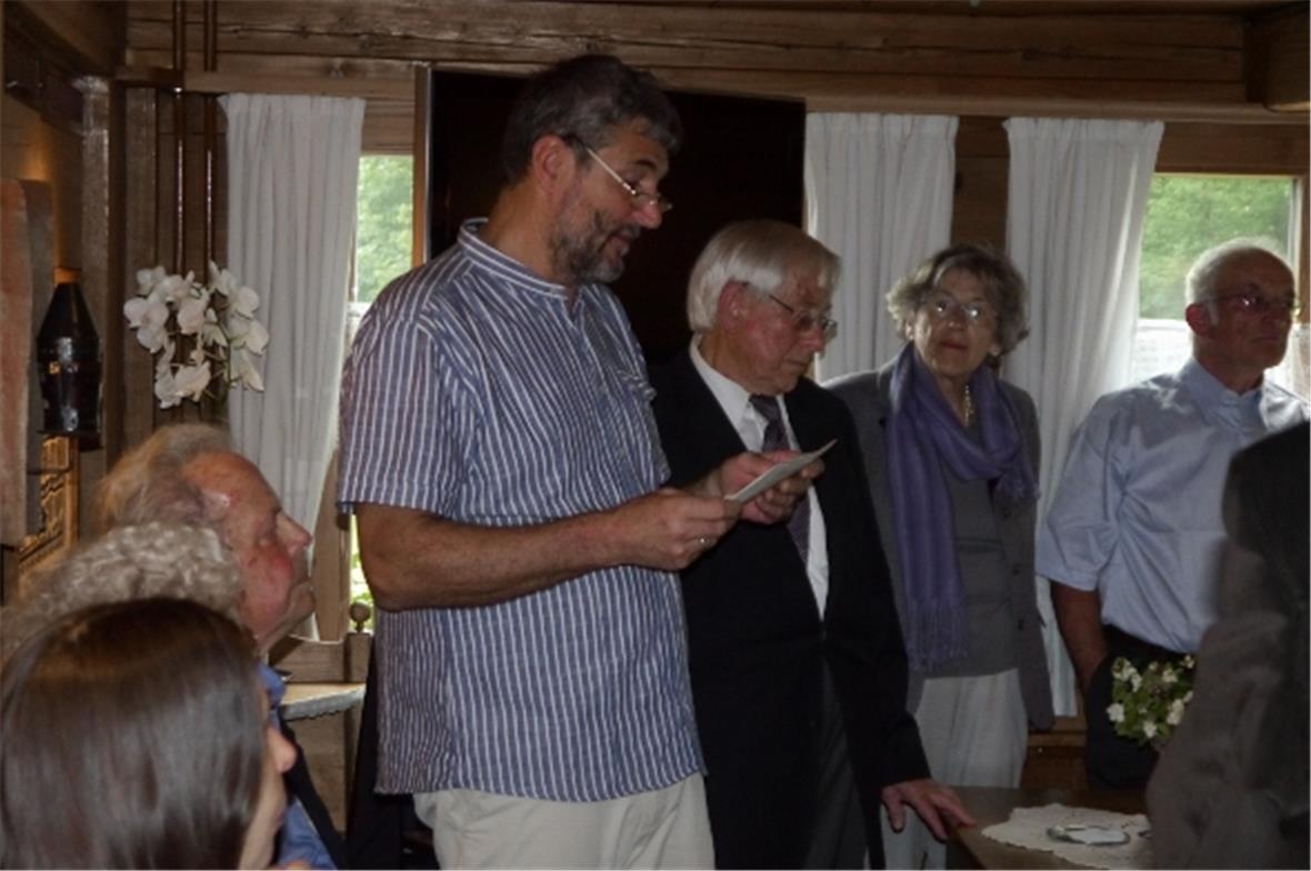 Gastgeber Hans-Jürgen Glatz zeigt sich über das Zustandekommen dieser aussergewö...