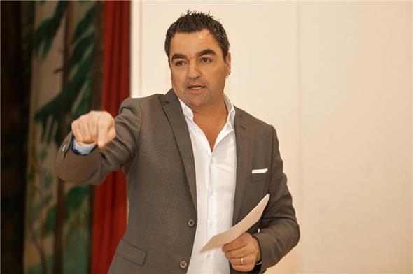 Gemeindepräsident Thomas Knutti führte speditiv durch die Gemeindeversammlung.