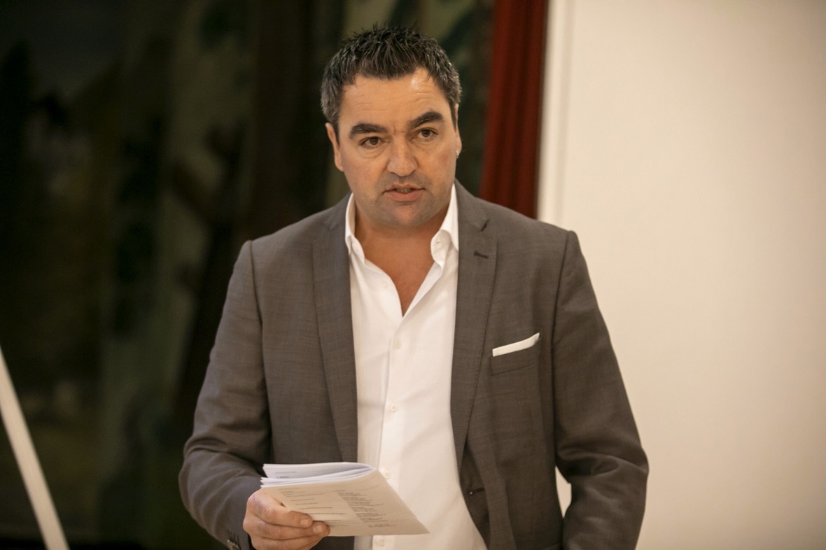 Gemeindepräsident Thomas Knutti führte speditiv durch die Gemeindeversammlung.