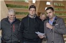Gemeinderatsvizepräsident Daniel Kunz, Jörg Knutti, Chäfer Bau, und Thomas Knutt...