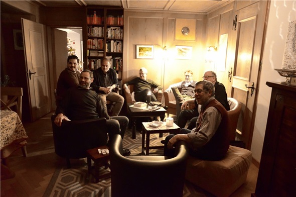 Geniesser von guten Zigarren trafen sich zum Jahresabschluss im Pfarrhaus.