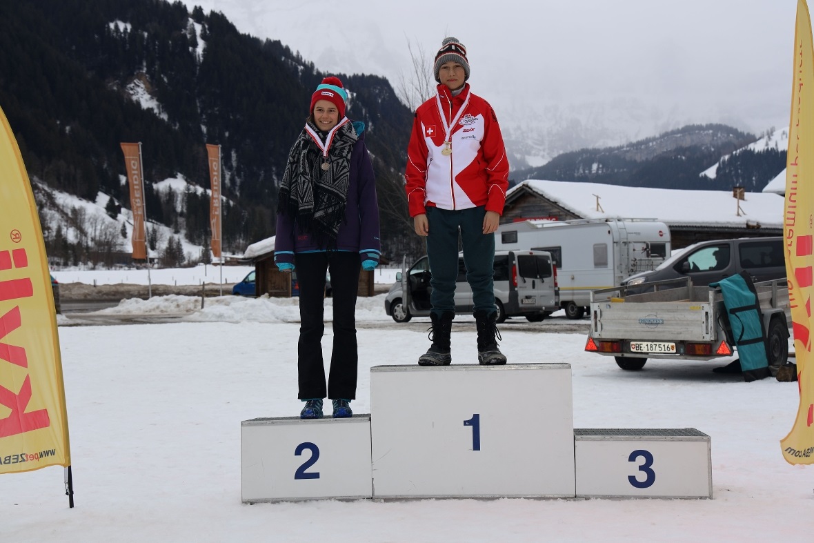 Gewinner Sprint, 2 Hunde, SH, AM, S, G, Junioren 8 km / 5 km