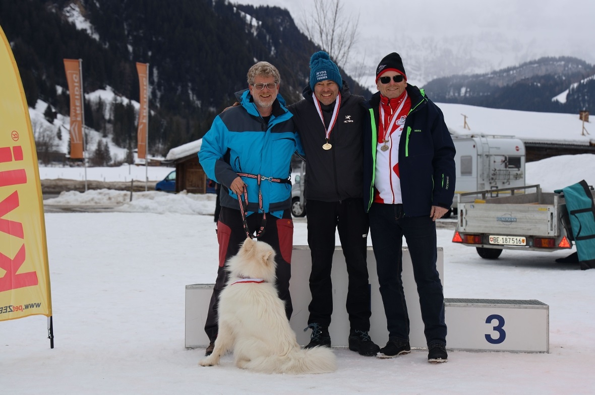 Gewinner Sprint, 2 Hunde SH, AM, S,G 8 km / 5 km