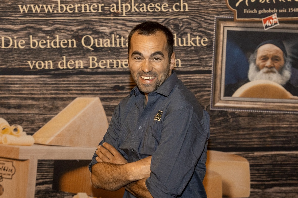 Grosser Erfolg: Niklaus Walker konnte mit seinem Käse Gold in der Kategorie Berner Alp- & Hobelkäse AOP gewinnen.