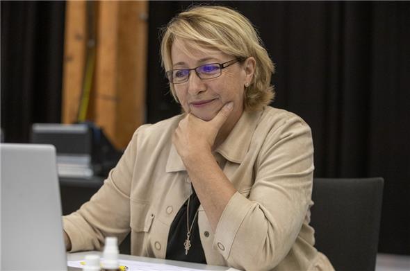 Grossrätin Barbara Josi aus Wimmis wurde zur Fraktionspräsidentin gewählt. Es ist eine Premiere für Wimmis, noch nie zuvor gab es eine Fraktionspräsidentin oder einen -Präsidenten aus Wimmis.