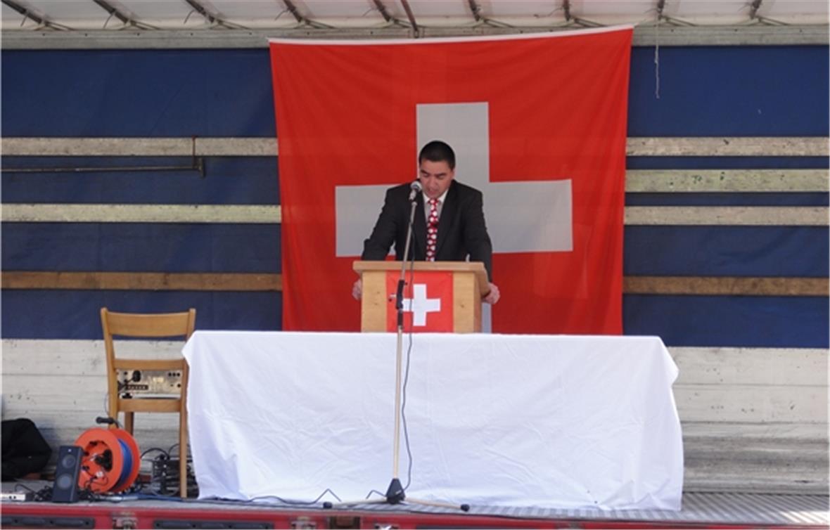 Grossrat Thomas Knutti bei der 1.-August-Rede in Därstetten.