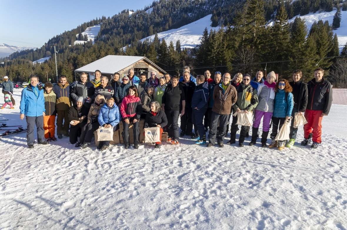 Gruppenbild allen beteiligten Parlamentariern.