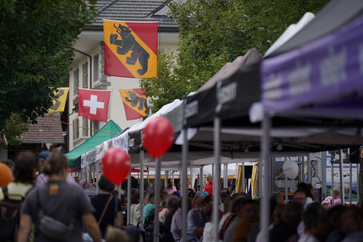 Gut besucht und der Ort vieler Gespräche zwischen Einheimischen und Gästen: Der ...
