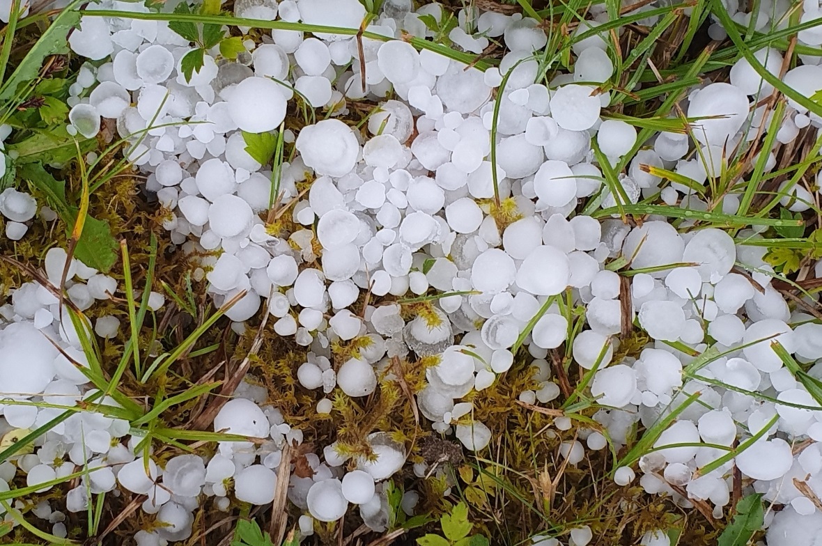 Hagel im Diemtigtal.