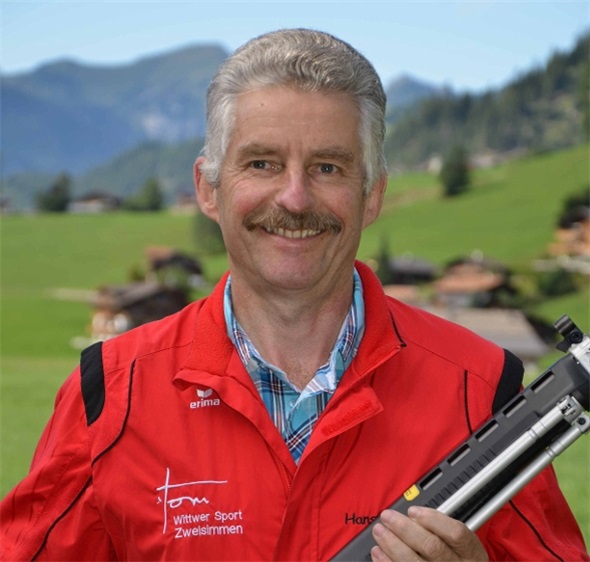 Hanspeter Durand, Zweisimmen-Schützen durfte sich mit dem Punktemaximum von 48 Punkten nach 2012 bereits zum zweiten Mal im Feld D als Festsieger feiern lassen.