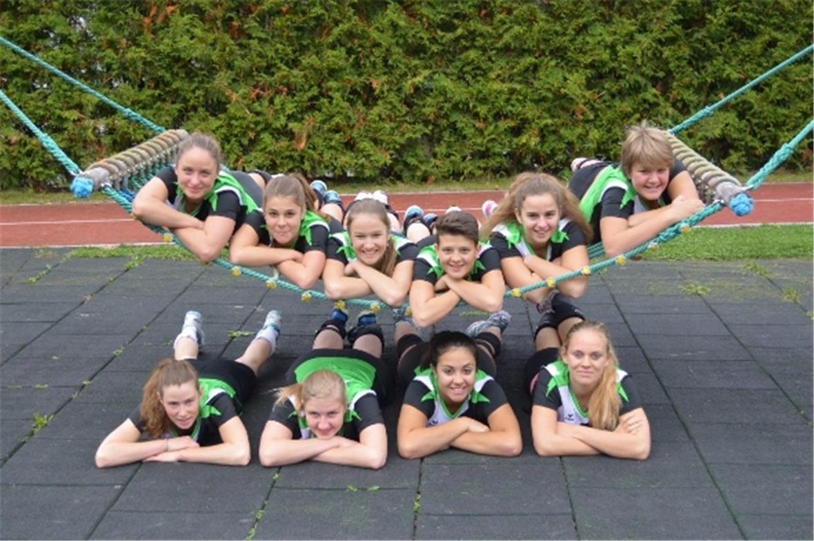 Hinten: Célia Matti, Sarah Lanz, Jacqueline Lempen, Selin Gempeler, Noemi Fehr, Marianne Sulliger.Vorne: Selina Kurmann, Hannah Klumpe, Gina Müller, Kimberly Reichenbach. Es fehlen: Zenia Hunziker, Anouk Schnidrig, Tabea Zeller.