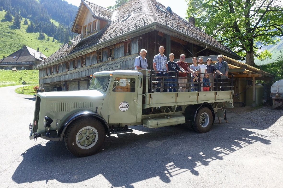 Historisches Zusammentreffen auf der Alp Kiley: Manfred Stucki, Marcel, Lasse un...