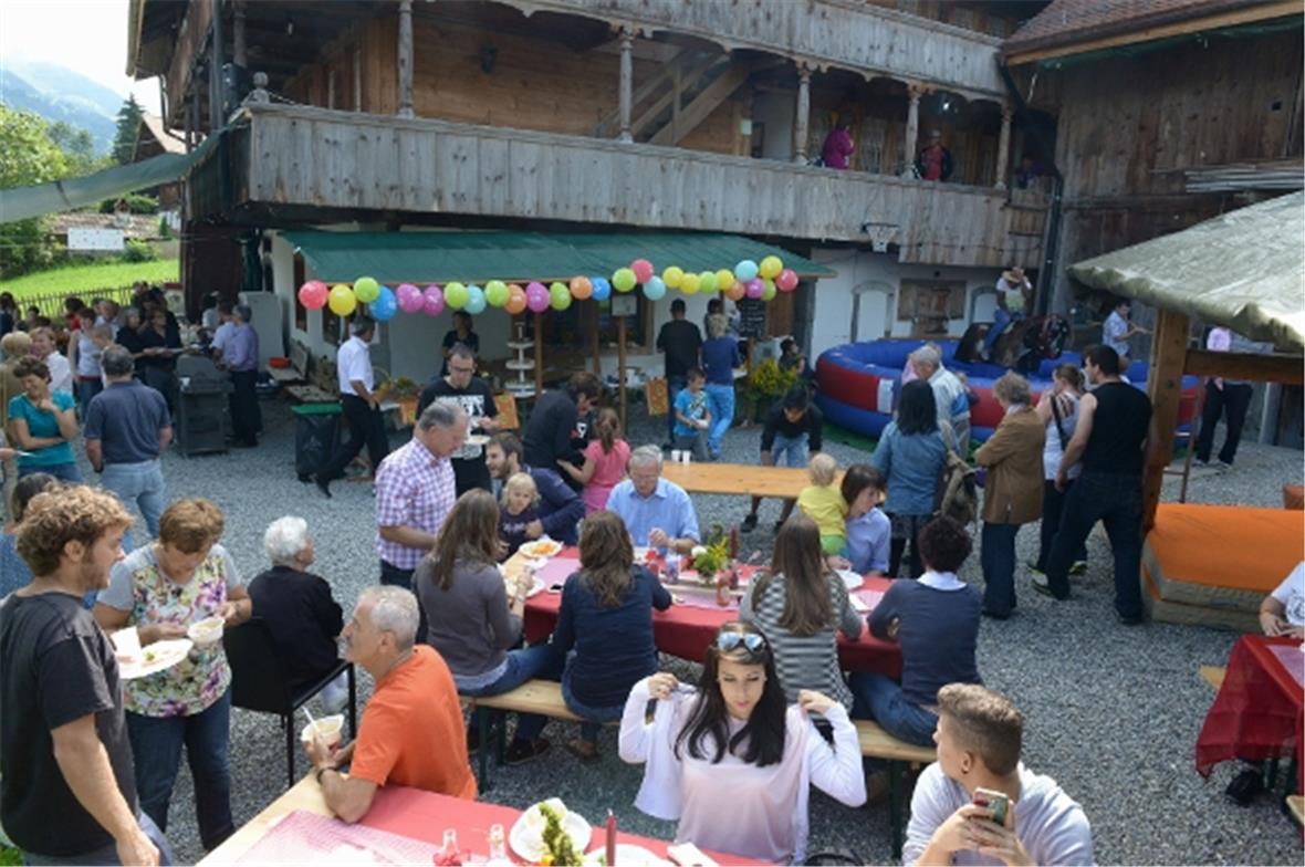 Hochbetrieb im Garten