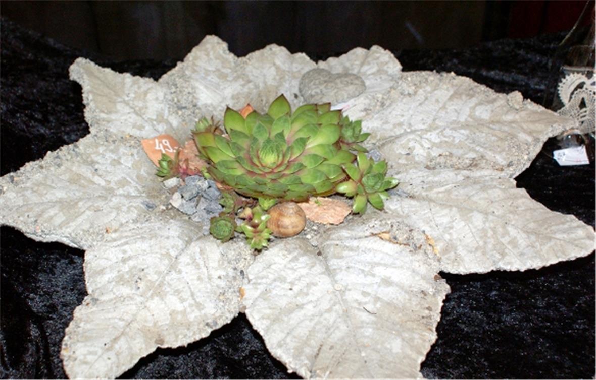 Hunderte von kleineren und grösseren Kunsthandwerken sind in Oey zu bewundern.