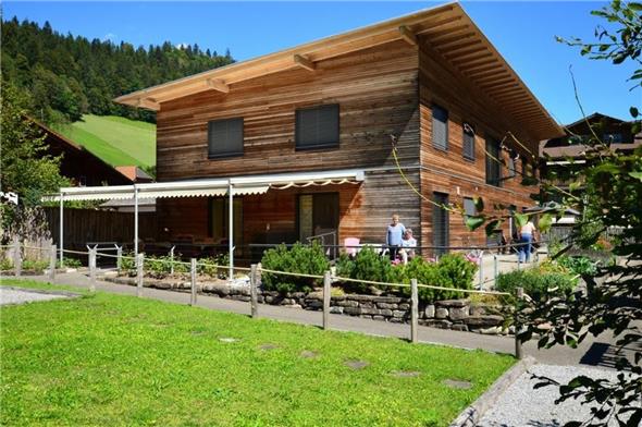 Im Haus Fuhrenmatte wurde bisher zwölf Menschen mit schwerer Demenz ein bedarfsgerechtes Wohnen mit Pflege- und Betreuungsangebot ermöglicht.